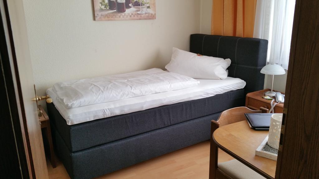 Hotel Restaurant Zunftstube Saarburg Ngoại thất bức ảnh